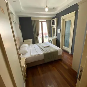 Otel La Petite Maison, İstanbul