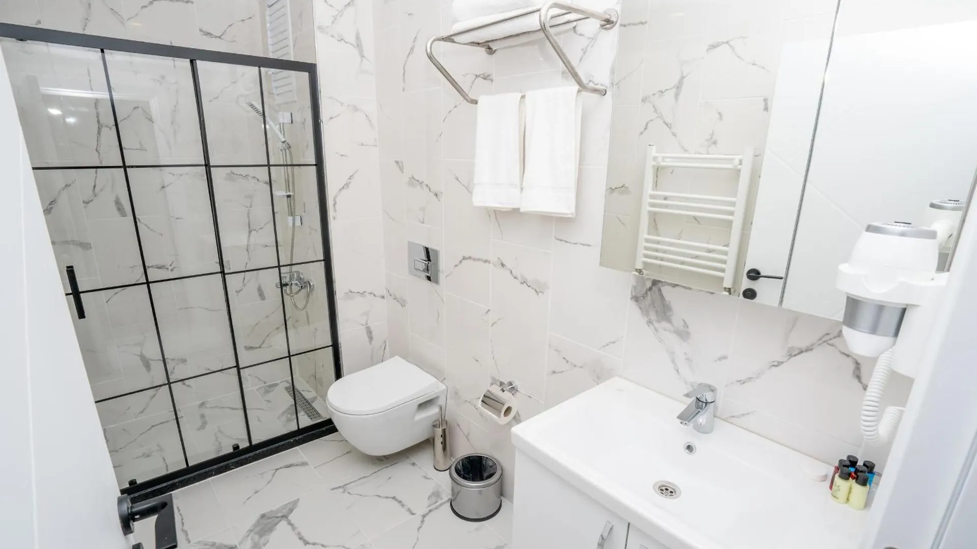 Guest Suites Istanbul 5*,